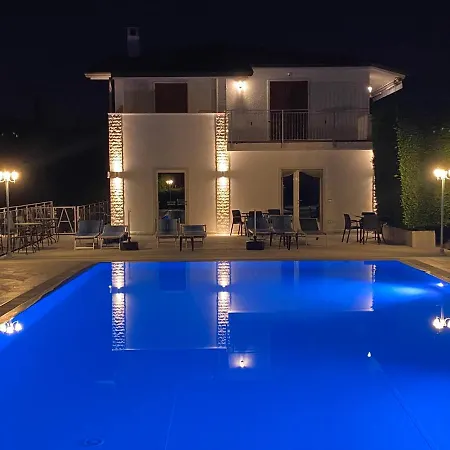 Alice Apartmán